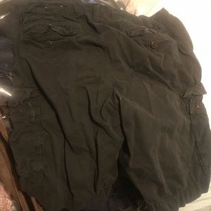 American Eagle men’s classic cargo shorts.